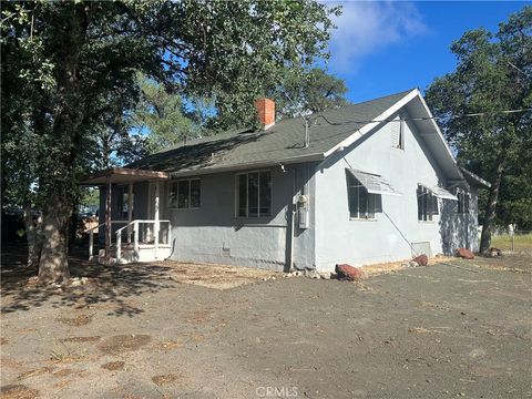 Photo of 16115 27th Avenue, Clearlake, CA 95422 (MLS # LC26078116)