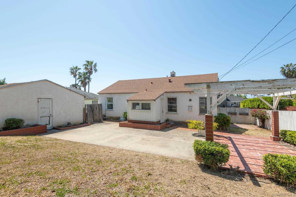 1470 Wilbur Ave