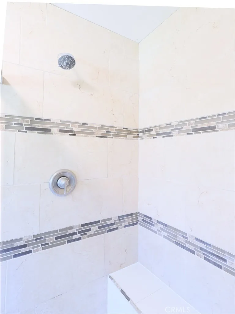 Yorba Linda, California 92886, United States, 4 Bedrooms Bedrooms, ,3 BathroomsBathrooms,Residential,Pending,227398