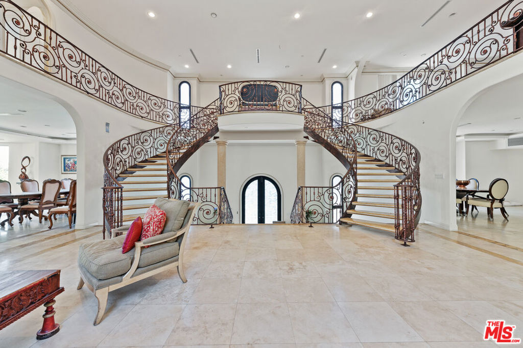 4533 Grimes Place