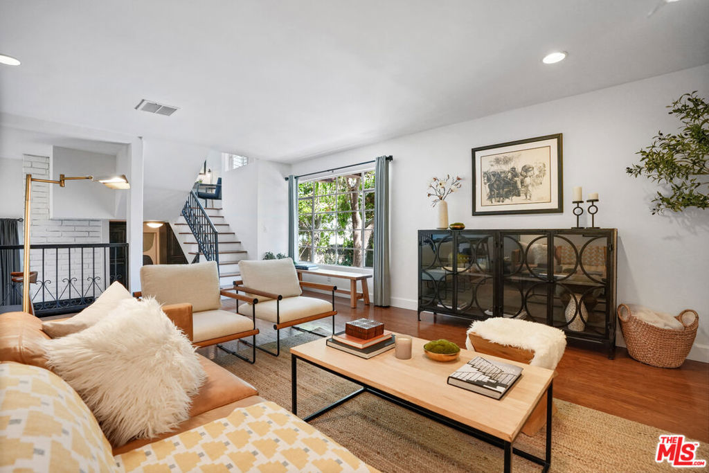 11912 Riverside Drive 12