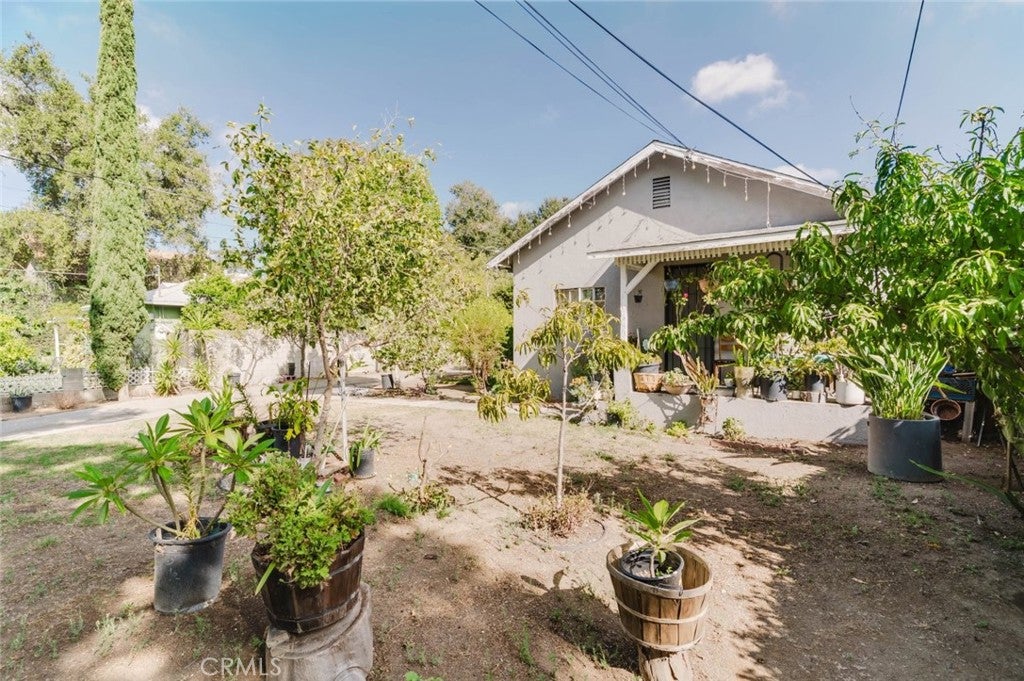 237 Del Monte Street