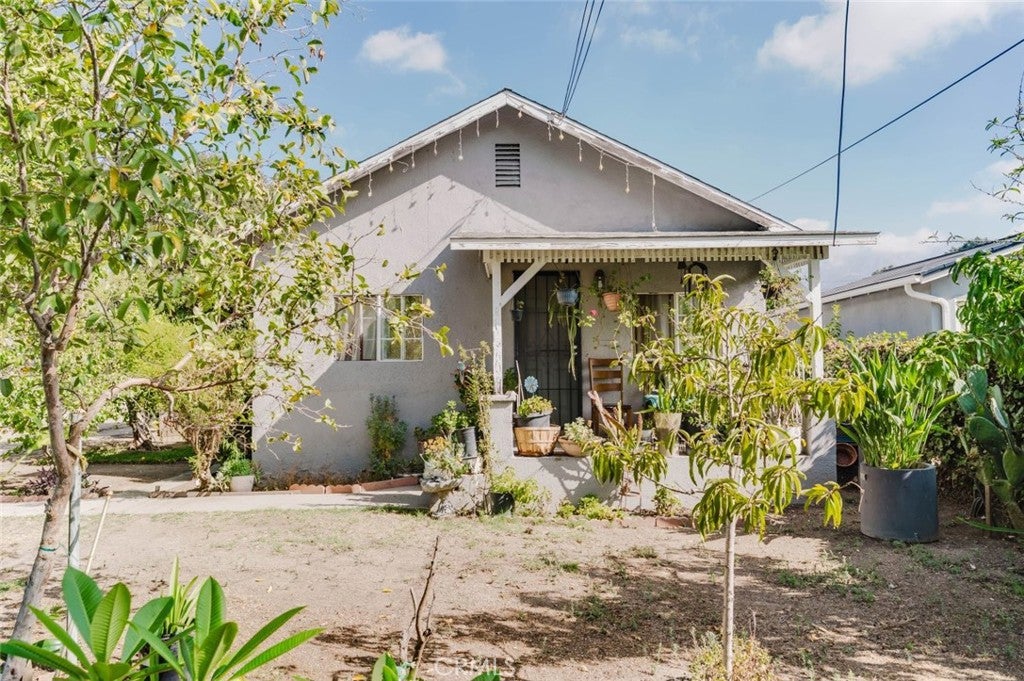 237 Del Monte Street