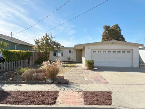 Photo of 42737 Philadelphia Place, Fremont, CA 94538 (MLS # ML82066246)