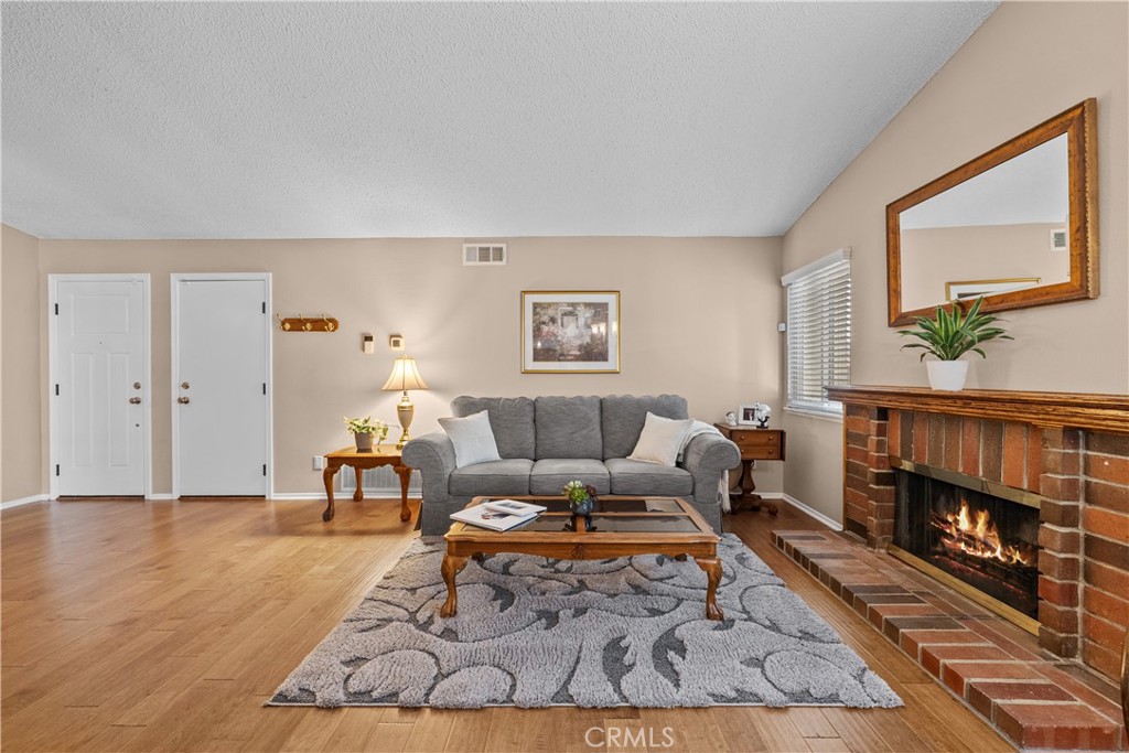 Santa Clarita Hills (SCHS) - Residential