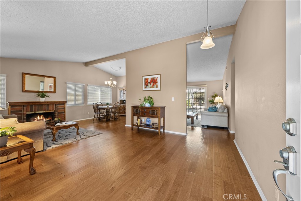 Santa Clarita Hills (SCHS) - Residential
