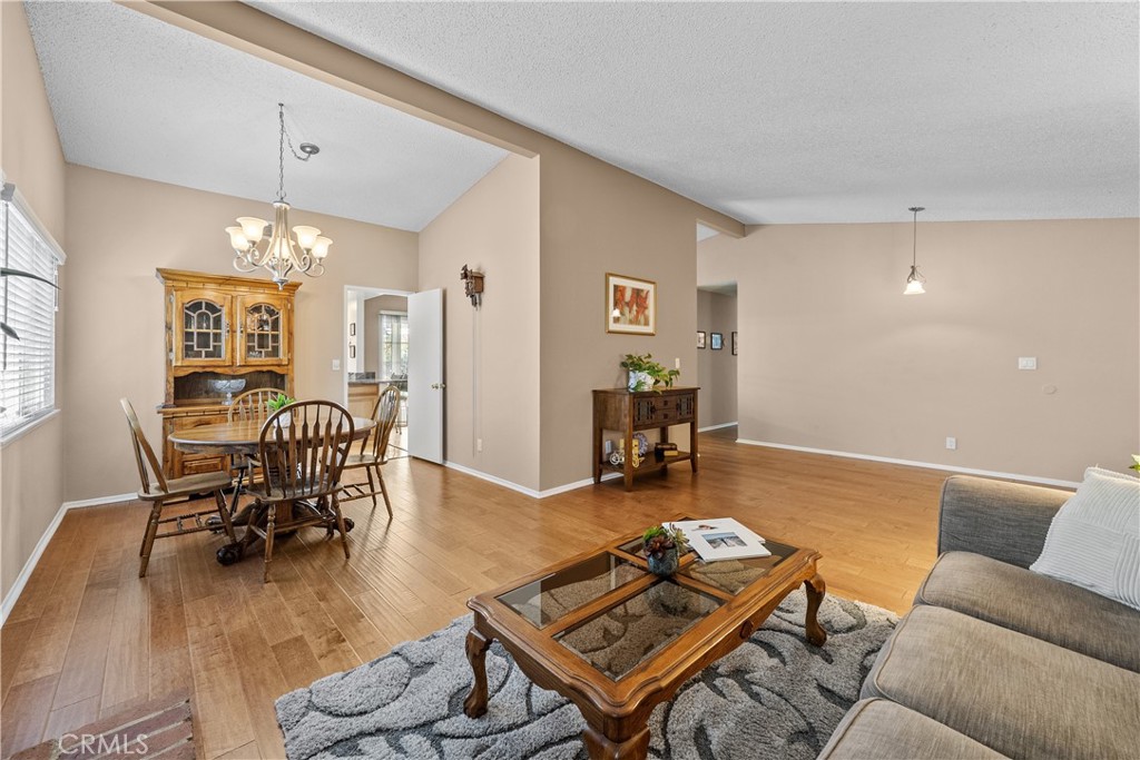 Santa Clarita Hills (SCHS) - Residential