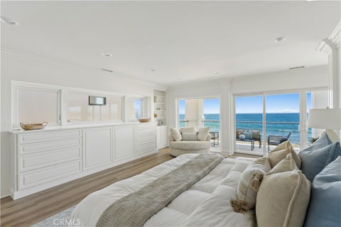 Tiny photo for 5488 Rincon Beach Park DR, Ventura, CA 93001 (MLS # TR26149614)