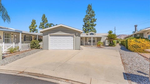Photo of 1250 N Kirby Street #138, Hemet, CA 92545 (MLS # CV26197120)