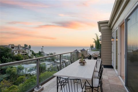 Photo of 846 Diamond Street, Laguna Beach, CA 92651 (MLS # LG26038378)