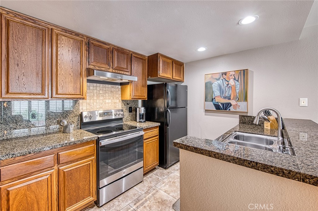 55 Fabriano, Irvine CA 92620 - Photo 12
