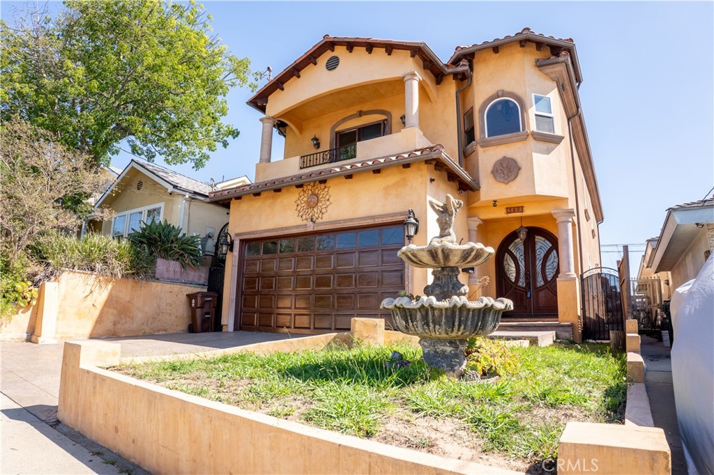 PRICED TO SELL! This Move-In-Ready Home was Rebuilt in 2007 and features 4 Bedrooms, 4.5 Bathrooms, and a Bonus Room. The Home boasts High Ceilings and an Open-Concept Living Room and Kitchen Area. The Master Bedroom includes a Jetted Bathtub, a Walk-In Closet, and a Balcony with Views of the City! Two of the other Bedrooms are Junior Suites, each with a Jetted Bathtub. The Property also has a Large Backyard with a Covered BBQ Area.