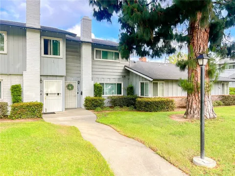 MLS: OC26104994