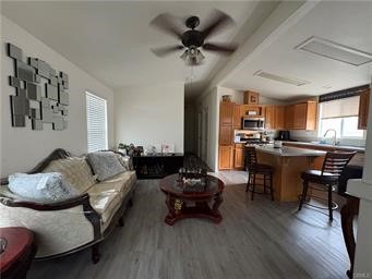1460 E 6th Street 4