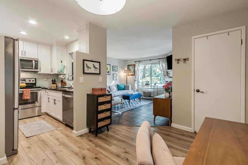 2857 S Bascom Avenue 101