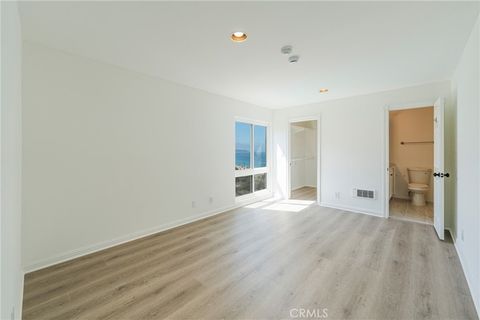 Tiny photo for 630 The Village #117, Redondo Beach, CA 90277 (MLS # PV25196213)