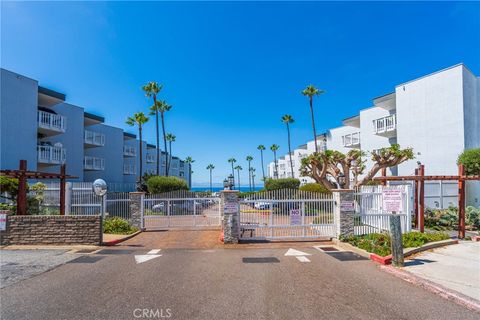 Tiny photo for 630 The Village #117, Redondo Beach, CA 90277 (MLS # PV25196213)