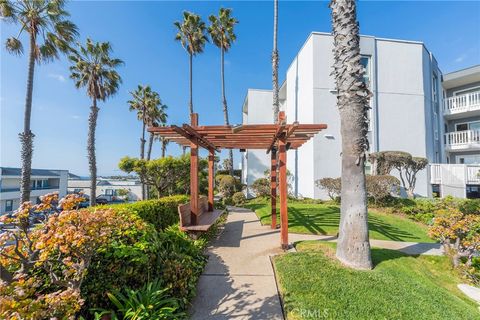 Tiny photo for 630 The Village #117, Redondo Beach, CA 90277 (MLS # PV25196213)
