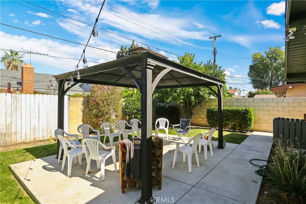 Orange, California 92868, United States, 5 Bedrooms Bedrooms, ,2 BathroomsBathrooms,Residential,Active,170137