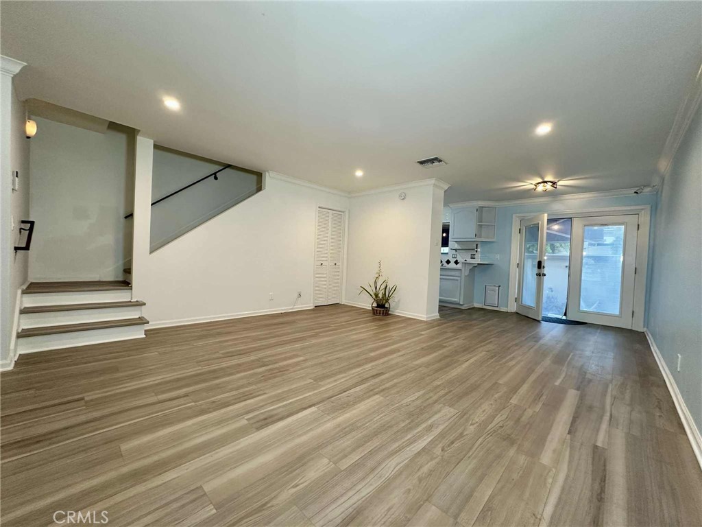 11138 Aqua Vista Street 3