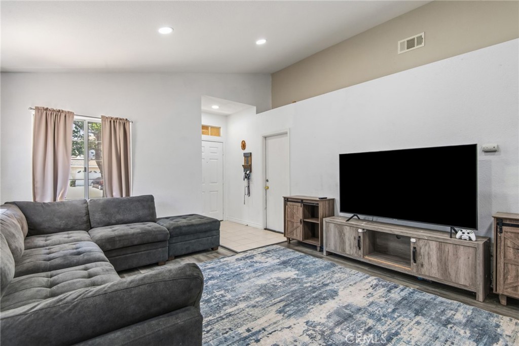 43026 Camino Casillas