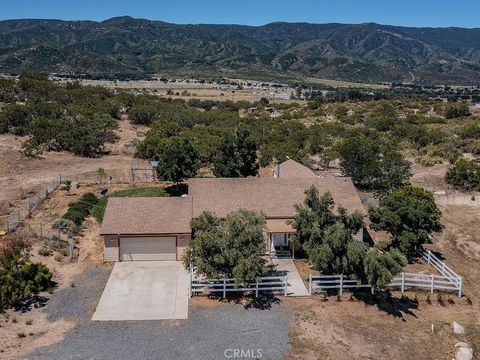 Photo of 27035 Chihuahua Valley Road, Warner Springs, CA 92086 (MLS # SW25162053) Photo of 27035 Chihuahua Valley Road, Warner Springs, CA 92086 (MLS # SW25162053)