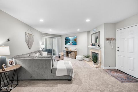 Photo of 697 Sutton Crest Trail #Tl212, Oak Park, CA 91377 (MLS # 225002543)