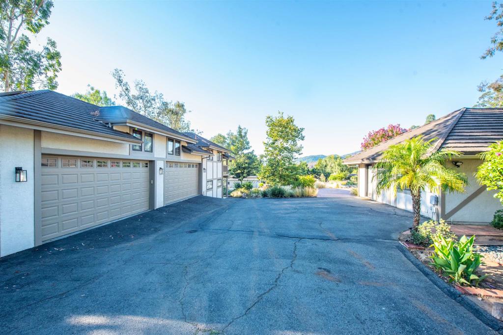 2730 Mountain View Drive