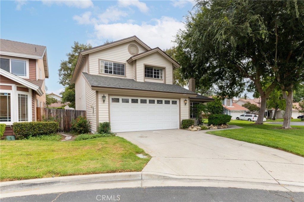 1204 W Victoria Street