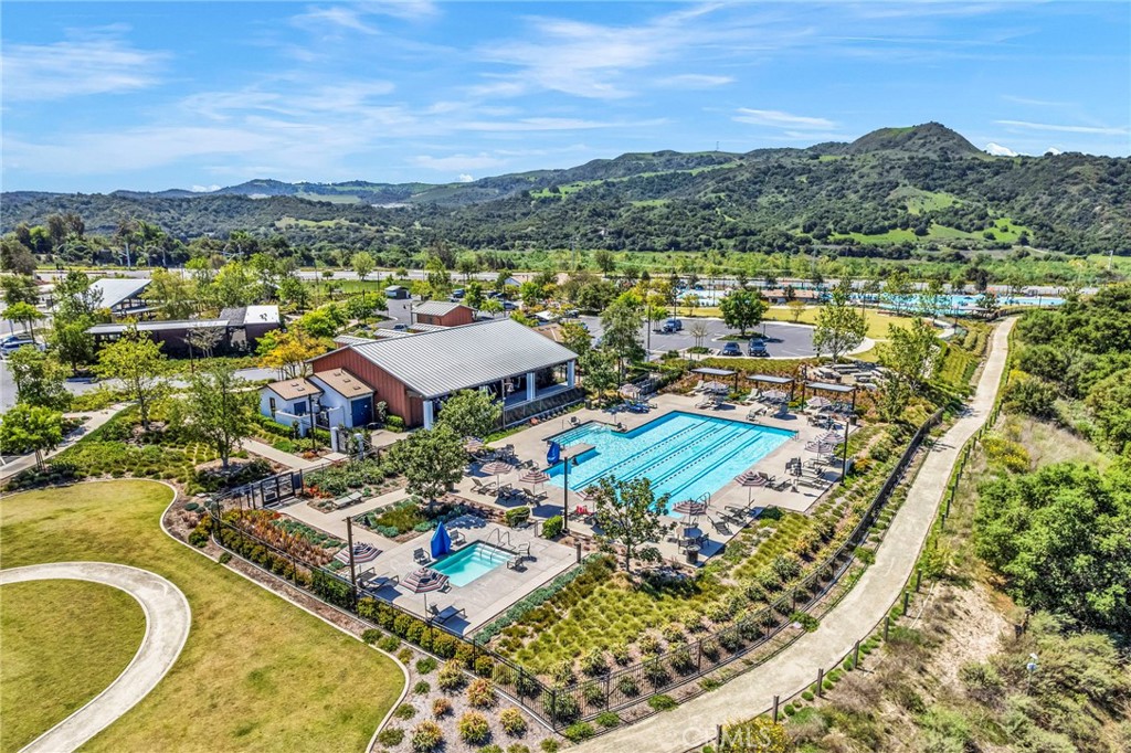 Flora - Residential Lease