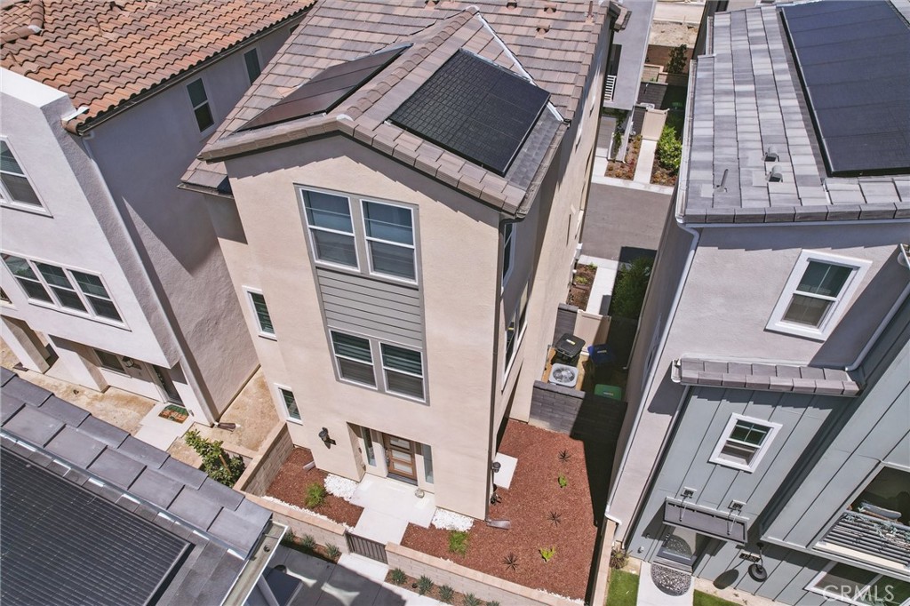 Flora - Residential Lease