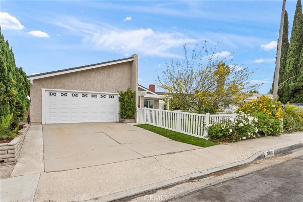 25022 La Suen Road