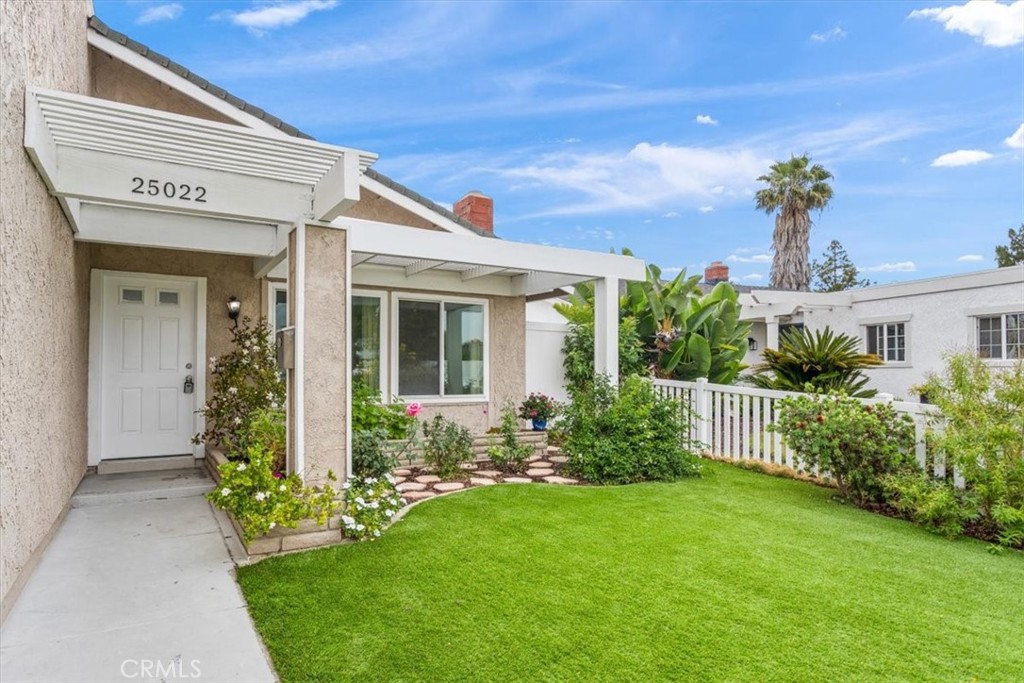 25022 La Suen Road