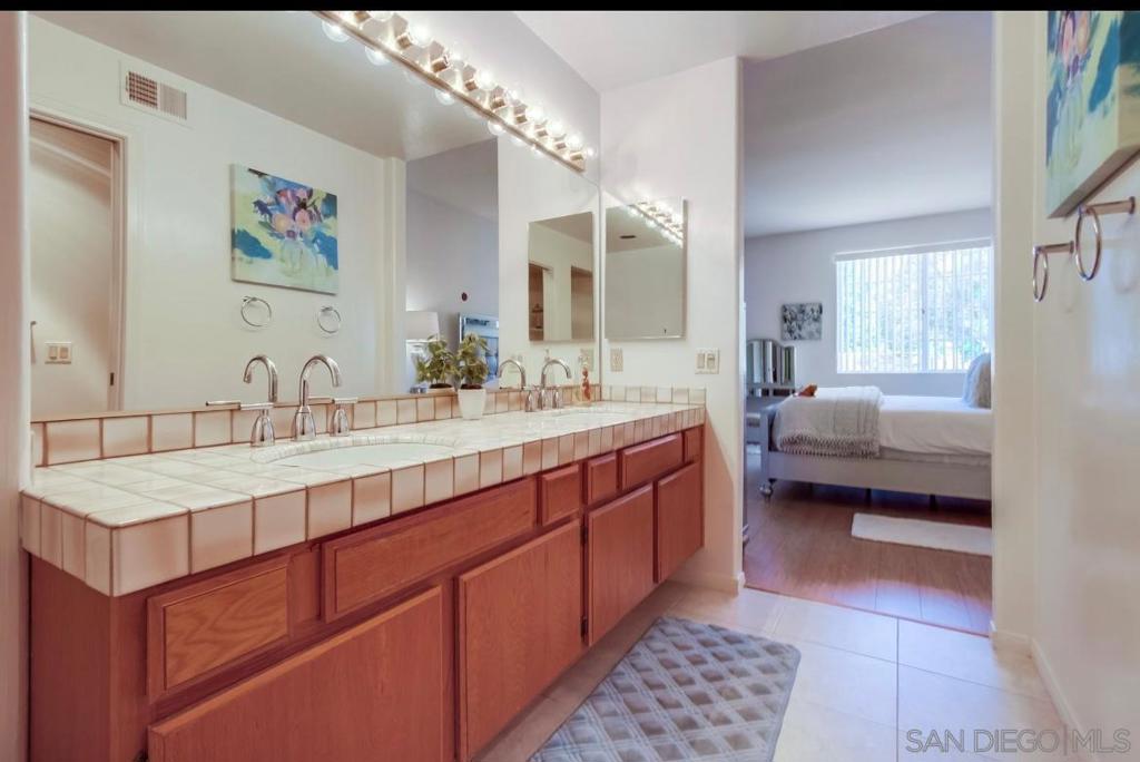 La Jolla - Residential Lease