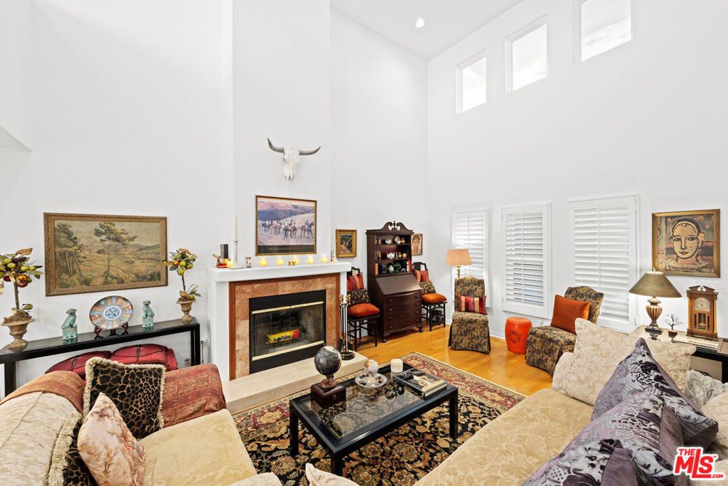 Photo of 1043 11th Street #3, Santa Monica, CA 90403 (MLS # 25605227)
