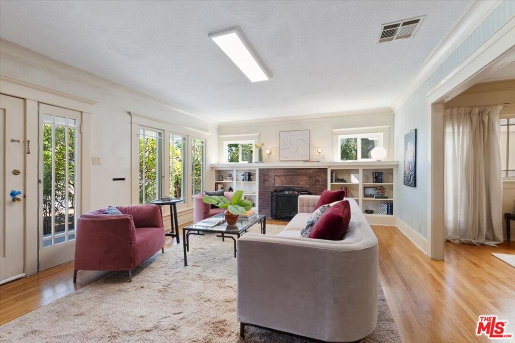 2019 West Boulevard