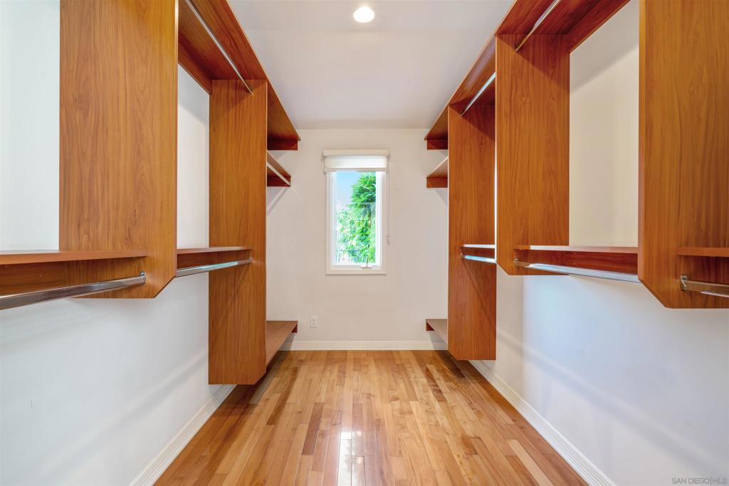 La Jolla - Residential Lease