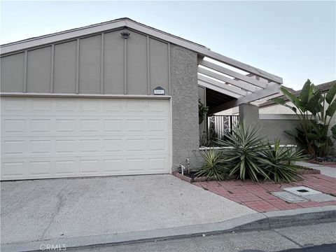 Photo of 2891 Gingerwood Cir, Fullerton, CA 92835 (MLS # DW26043406)
