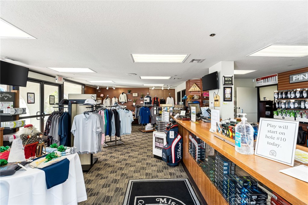 Mission Lakes (34101) - Residential