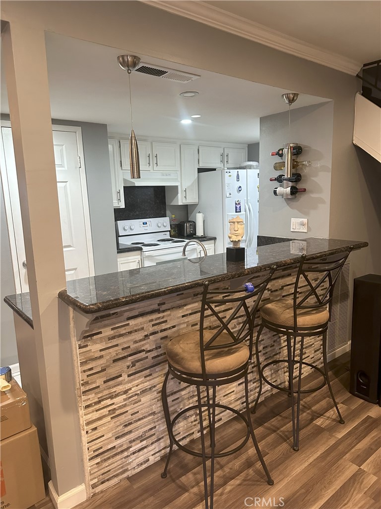 Conejo Heights (Lisa) (129) - Residential