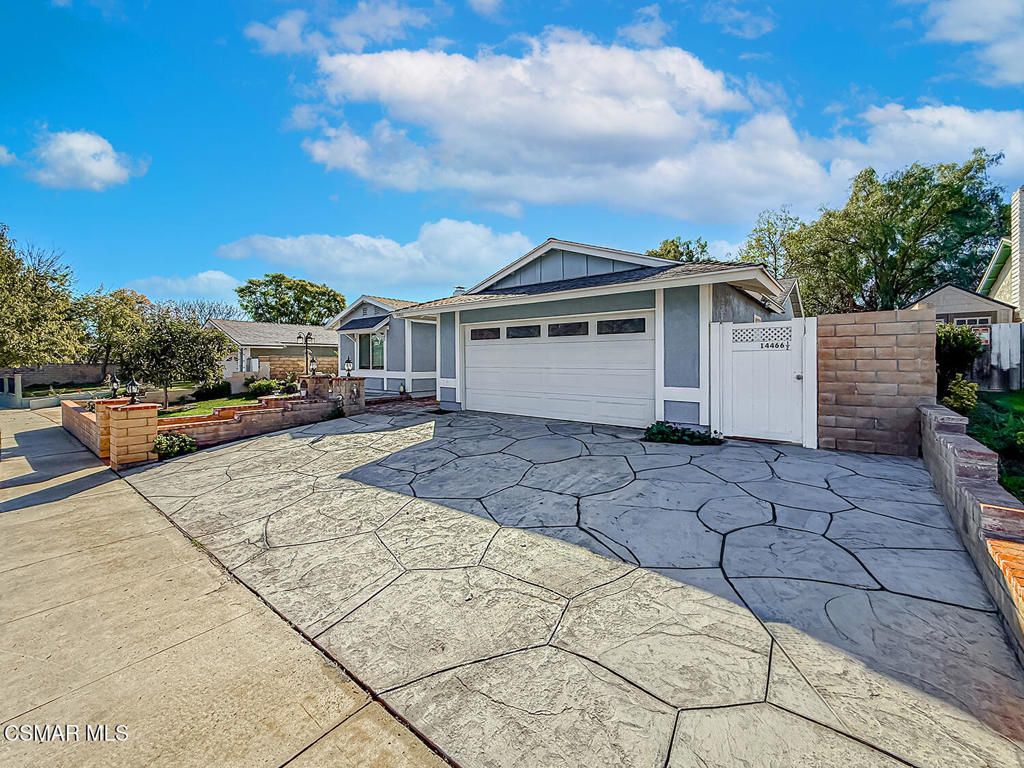 Photo of 14466 Loyola Street, Moorpark, CA 93021 (MLS # 226000049)