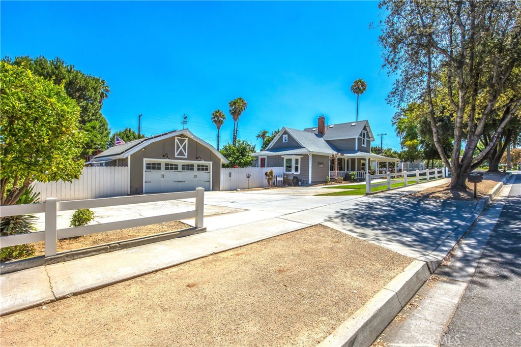 629 Nottingham Dr.