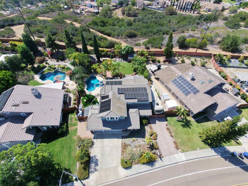1533 Via Hacienda