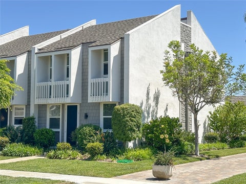 Photo of 16492 Harbour Lane #32, Huntington Beach, CA 92649 (MLS # PW26190621)