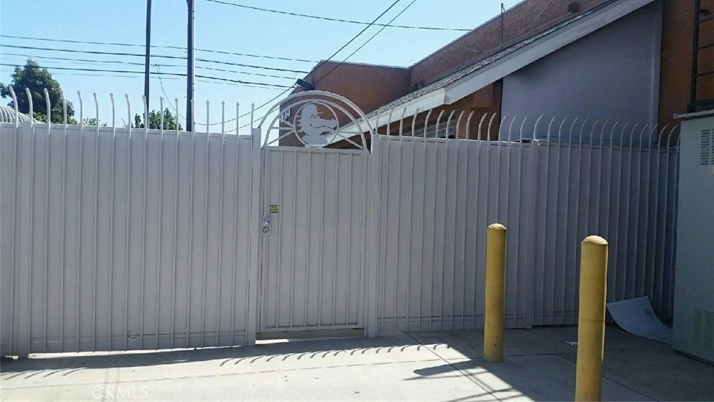 6020 Florence Avenue