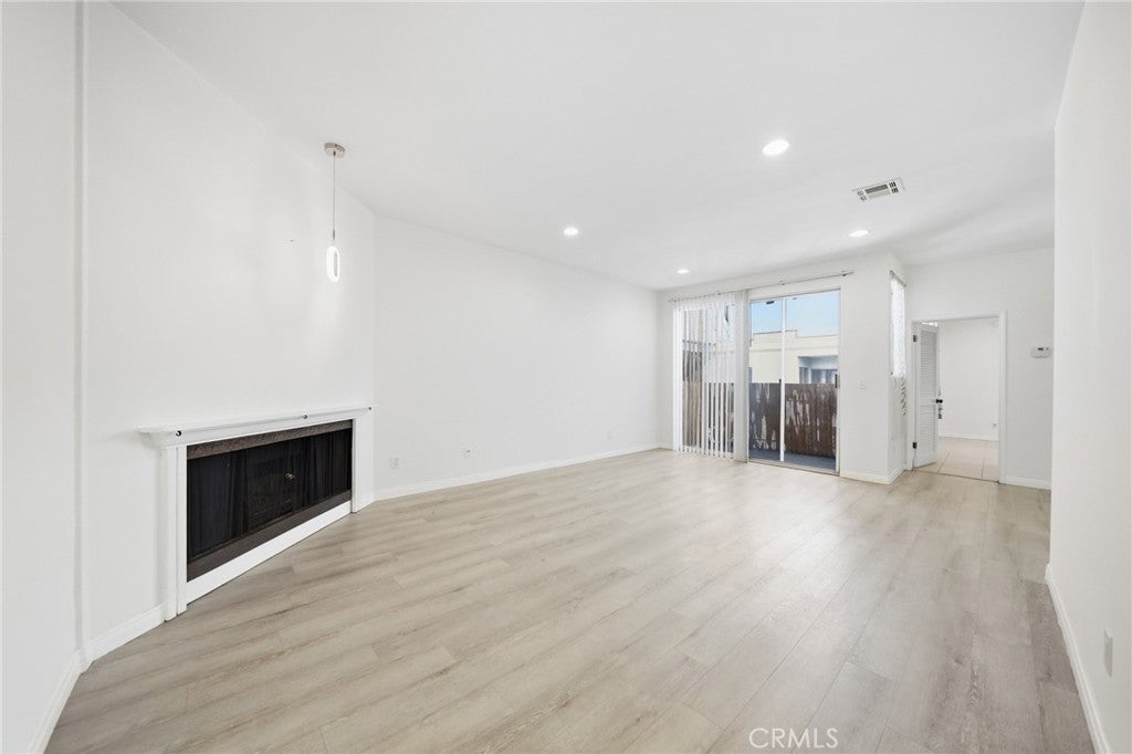 400 S La Fayette Park Pl #314