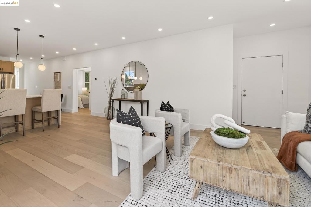 GOLDEN GATE - Residential