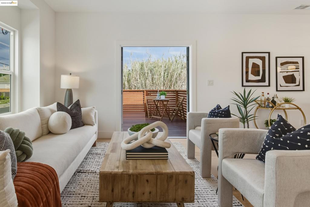 GOLDEN GATE - Residential