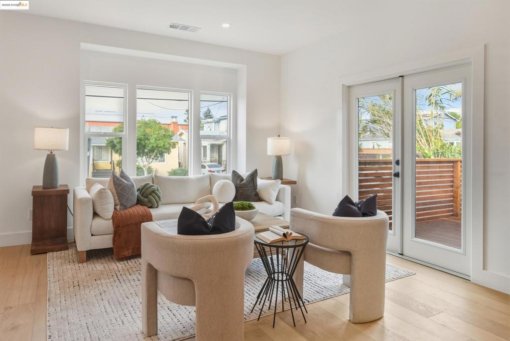 GOLDEN GATE - Residential