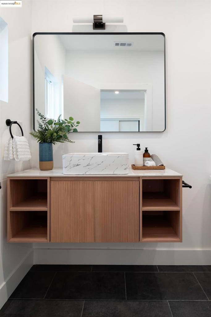 GOLDEN GATE - Residential